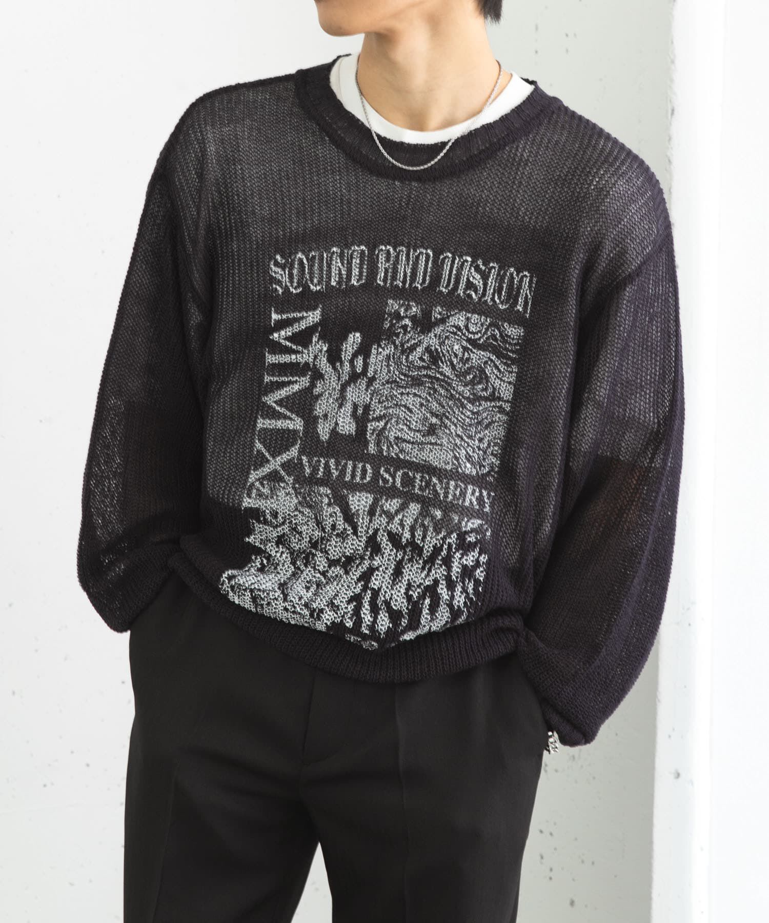 SENSE OF PLACE by URBAN RESEARCH「『洗濯可』グラフィックプリントシアーニット」|ニット・セーター|