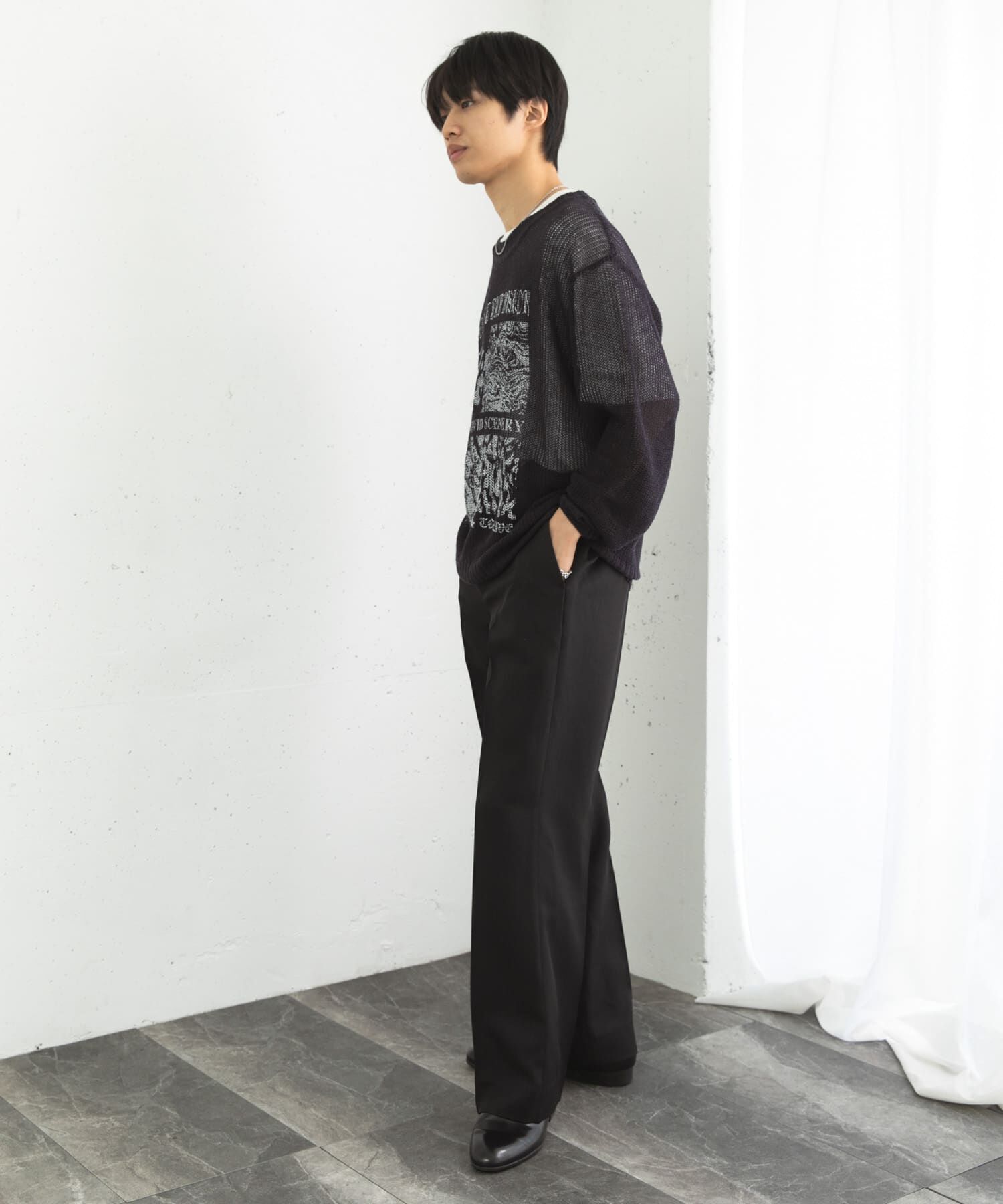 SENSE OF PLACE by URBAN RESEARCH「『洗濯可』グラフィックプリントシアーニット」|ニット・セーター|