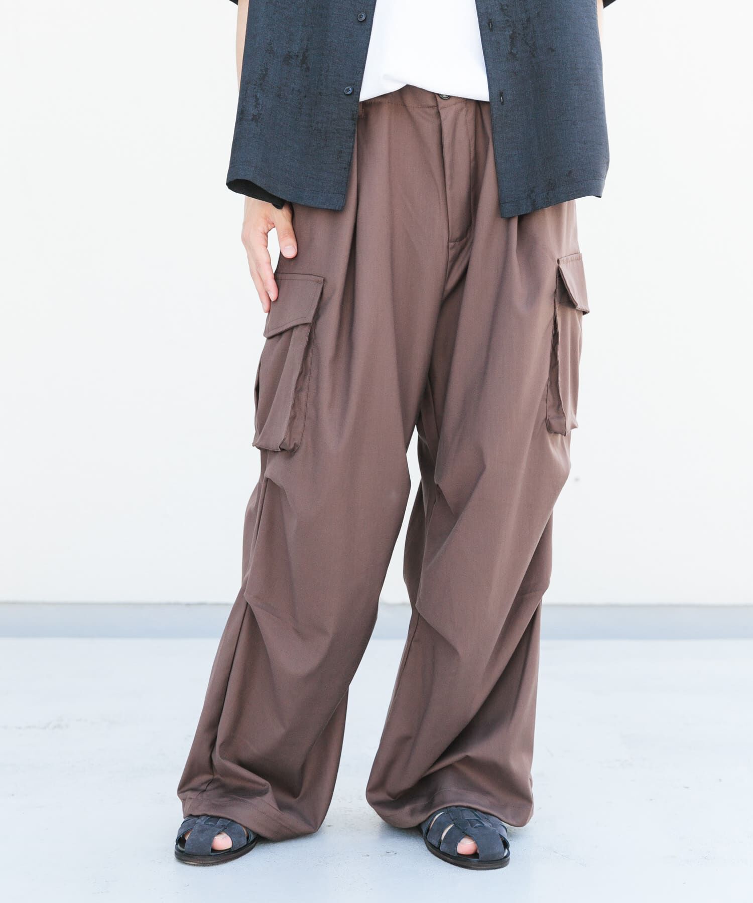 SENSE OF PLACE by URBAN RESEARCH「『ユニセックス』ワイドカーゴパンツ」|その他|