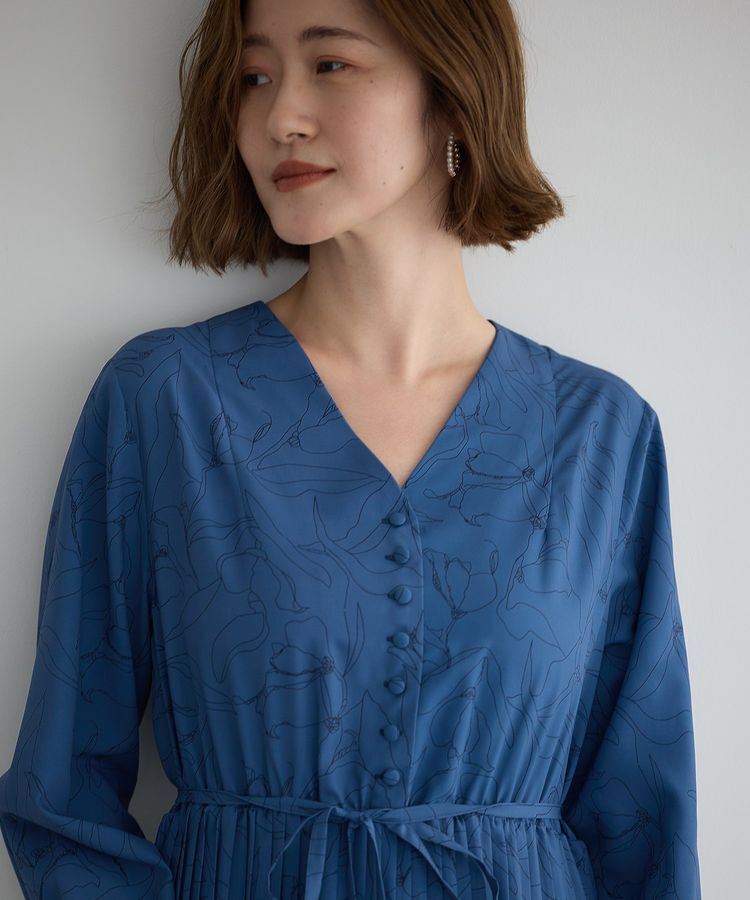 YECCA VECCA「ラインボタニカル柄プリーツワンピース」|ワンピース|