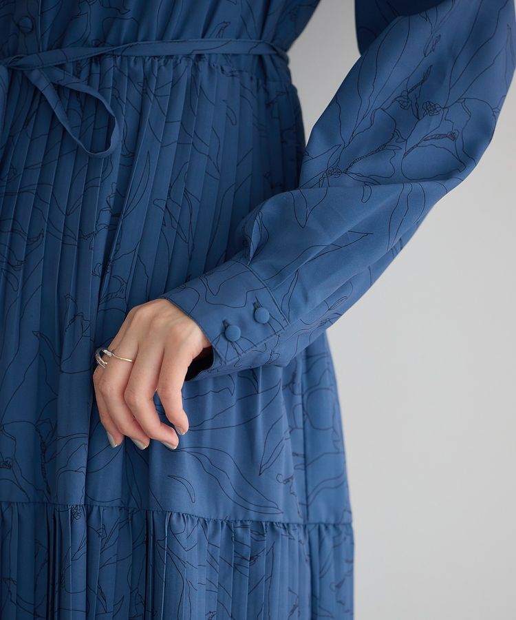 YECCA VECCA「ラインボタニカル柄プリーツワンピース」|ワンピース|