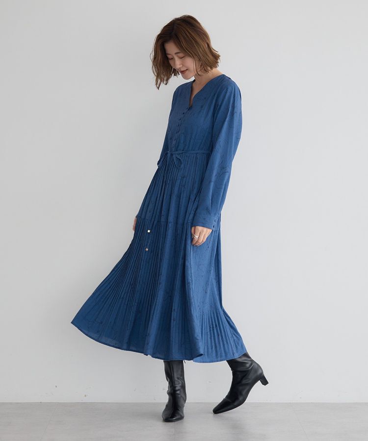 YECCA VECCA「ラインボタニカル柄プリーツワンピース」|ワンピース|