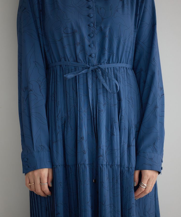 YECCA VECCA「ラインボタニカル柄プリーツワンピース」|ワンピース|