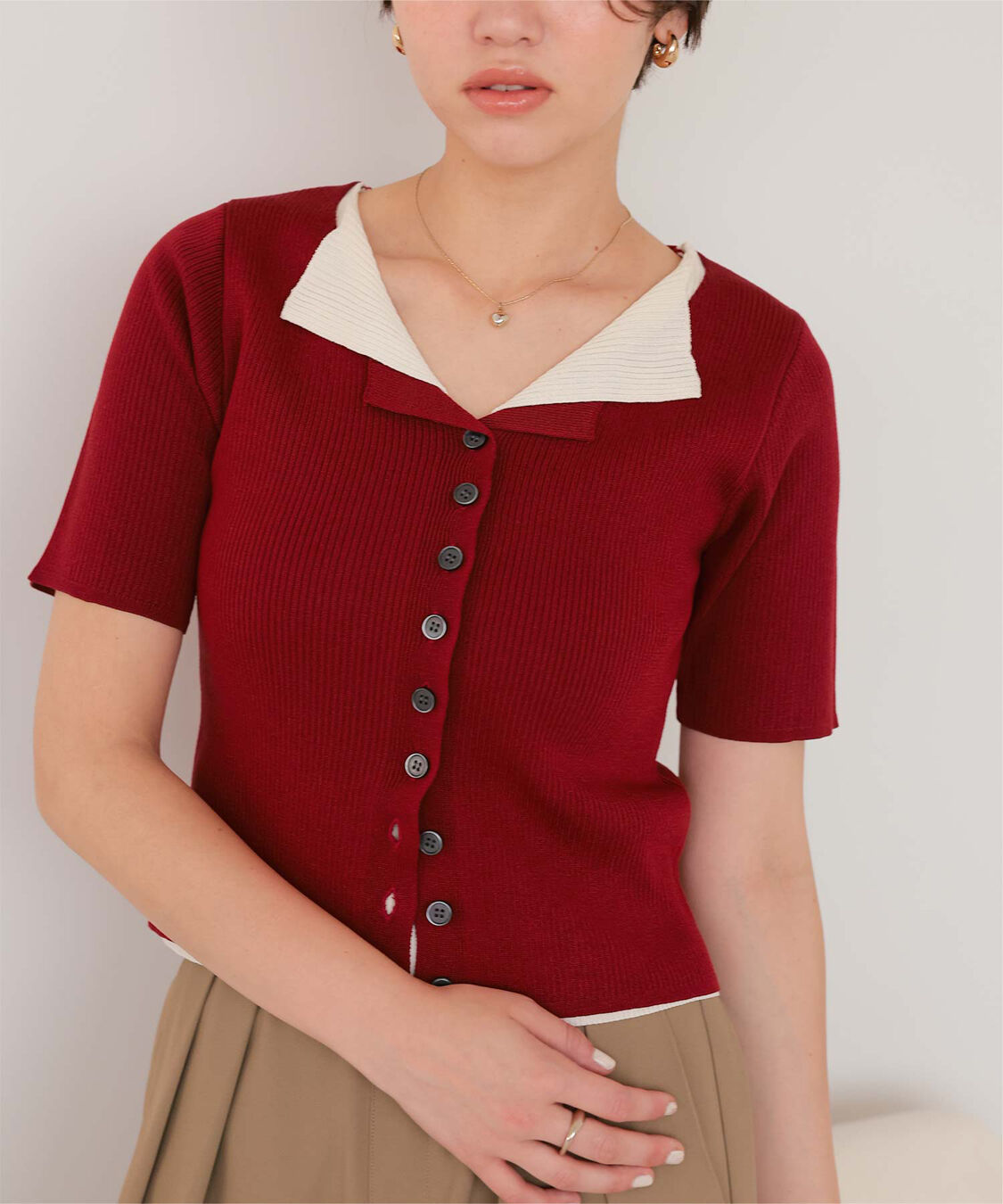 titivate「レイヤード風ハーフスリーブリブニットトップス」|ニット・セーター|レッド