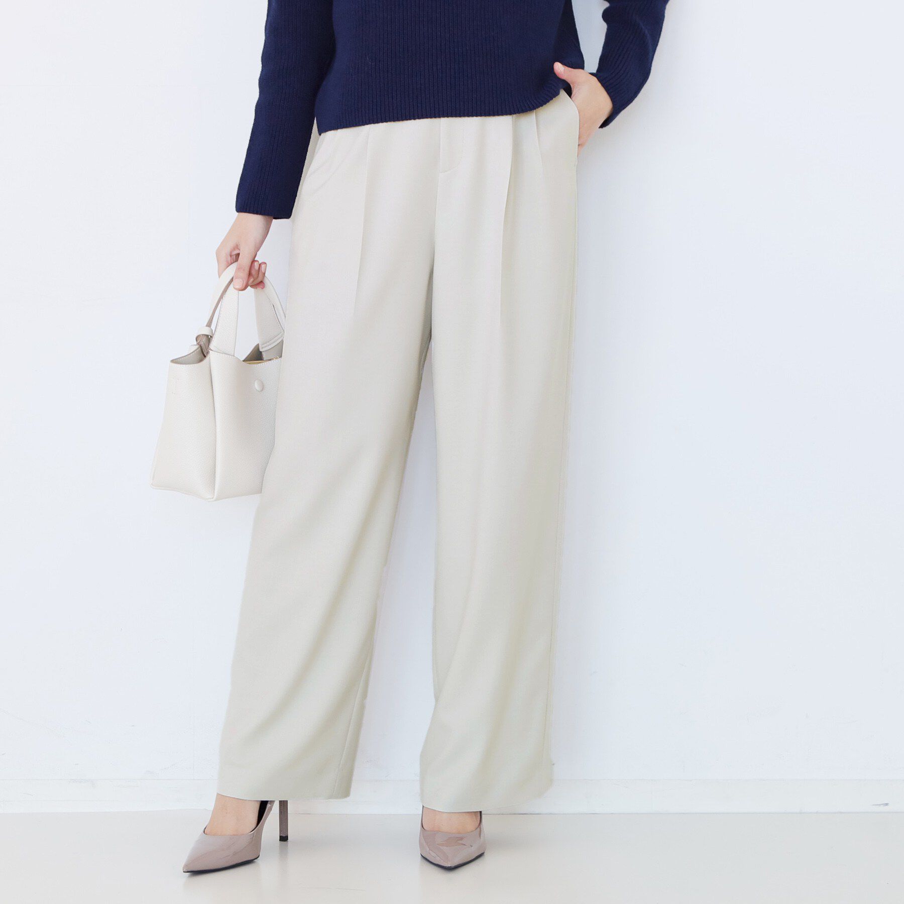 COUP DE CHANCE「【手洗い可】タック入りワイドパンツ」|その他|グレージュ(050)