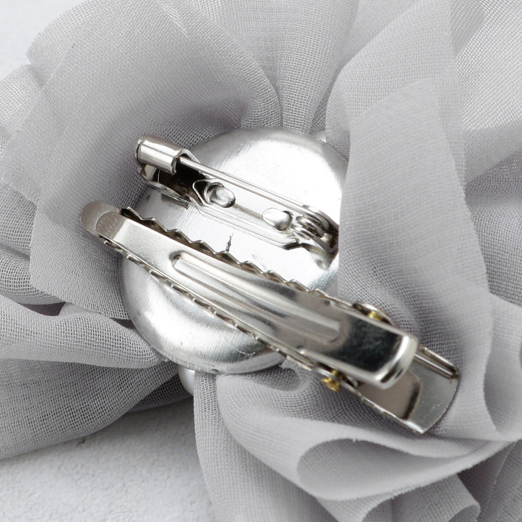 OPAQUE.CLIP「シフォン&times;フェイクパール リボン型コサージュ」|ブローチ・コサージュ|