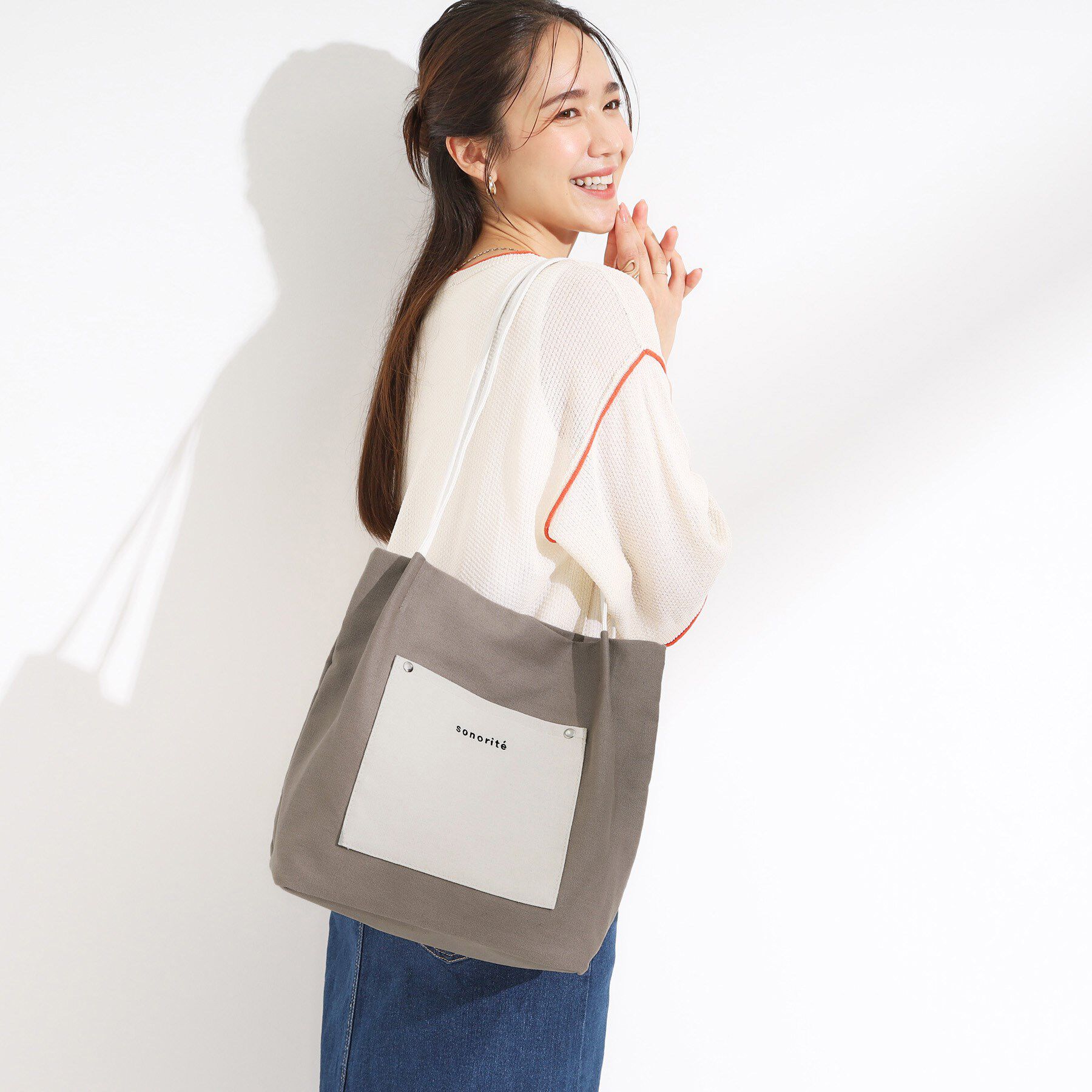 SHOO･LA･RUE「シンプルだから使いやすい つまみハンドル帆布トートバッグ」|トートバッグ|グレー(012)