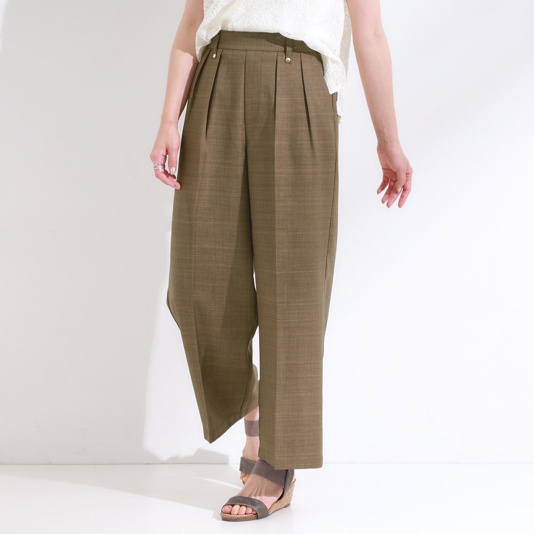 SHOO･LA･RUE「【S-LL/洗濯後しわになりにくい】ゴールドパーツできれい見え 麻調タックワイドパンツ」|その他|