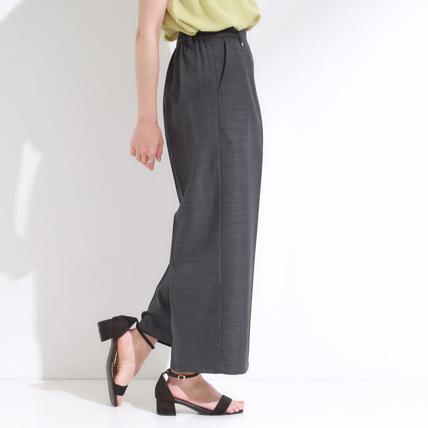 SHOO･LA･RUE「【S-LL/洗濯後しわになりにくい】ゴールドパーツできれい見え 麻調タックワイドパンツ」|その他|