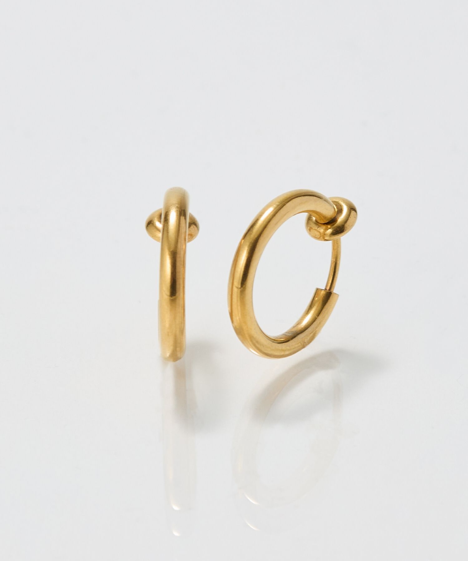 Phoebe「【金属アレルギー対応】バランスバロックパールフープイヤリング　ゴールド/ステンレス/大ぶり/主役級」|イヤリング|