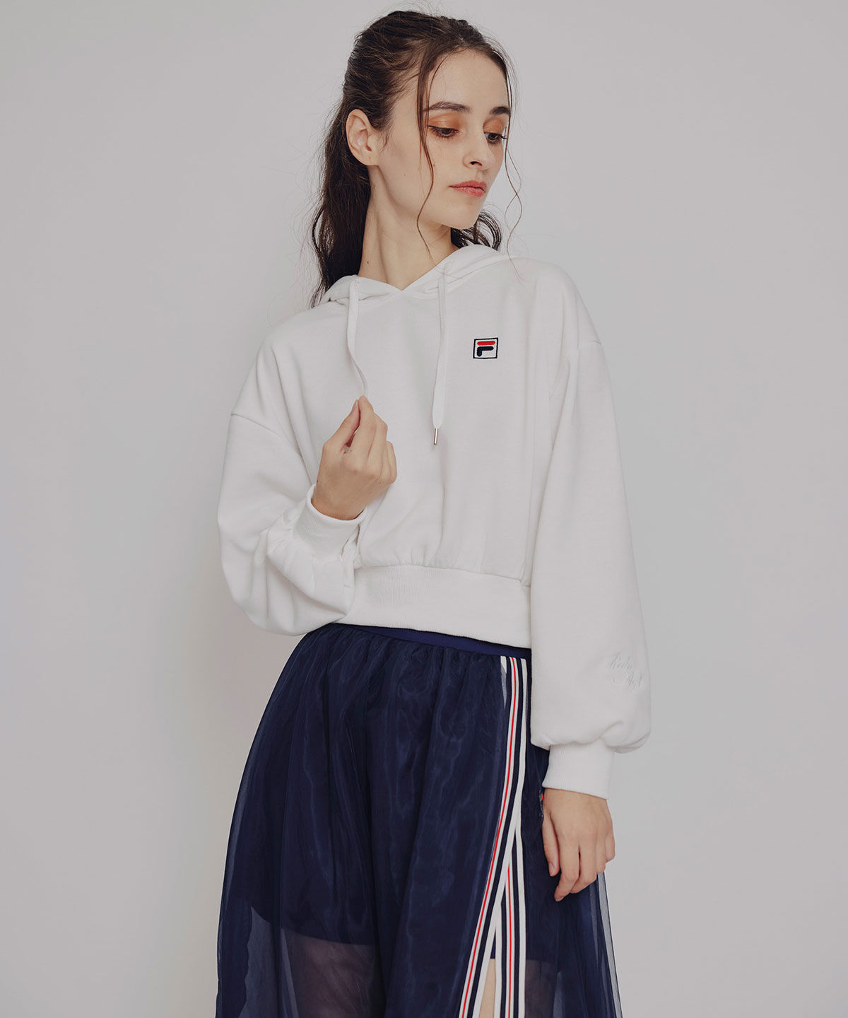 REDYAZEL「［FILA&times;REDYAZEL］サガラロゴコンパクトフーディ」|パーカー|