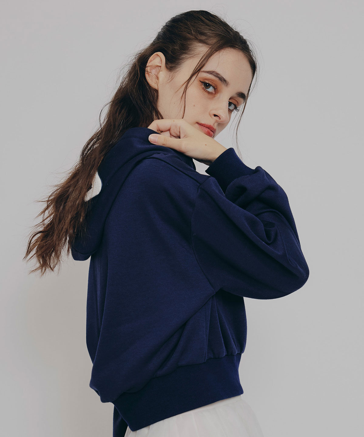 REDYAZEL「［FILA&times;REDYAZEL］サガラロゴコンパクトフーディ」|パーカー|