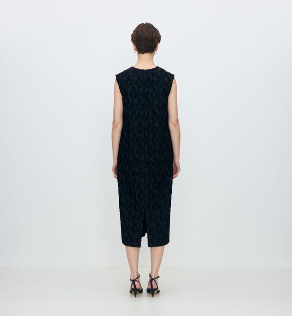 TOMORROWLAND collection「シャイニーカットジャカード Vネックワンピース」|ワンピース|