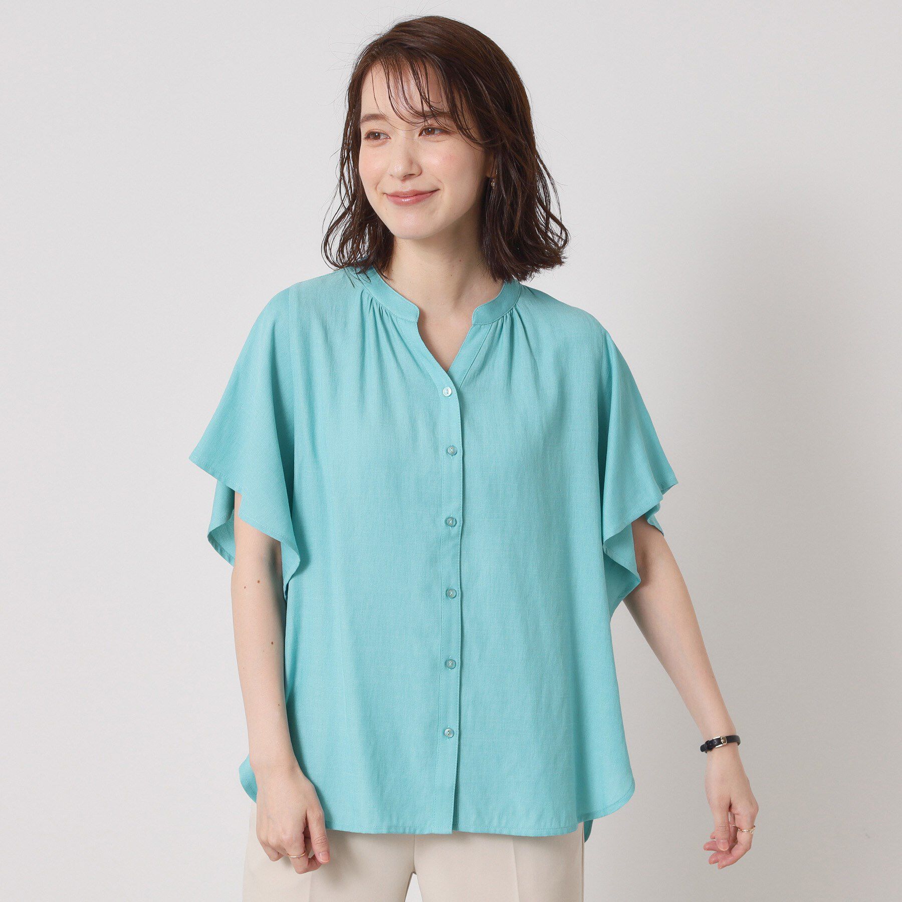 ITS&rsquo;DEMO「【接触冷感／羽織にも／手洗い可】強撚スラブフリル袖ブラウス」|シャツ・ブラウス|