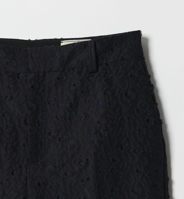 UNITED ARROWS「フラワー カットジャガード テーパードパンツ」|スラックス|