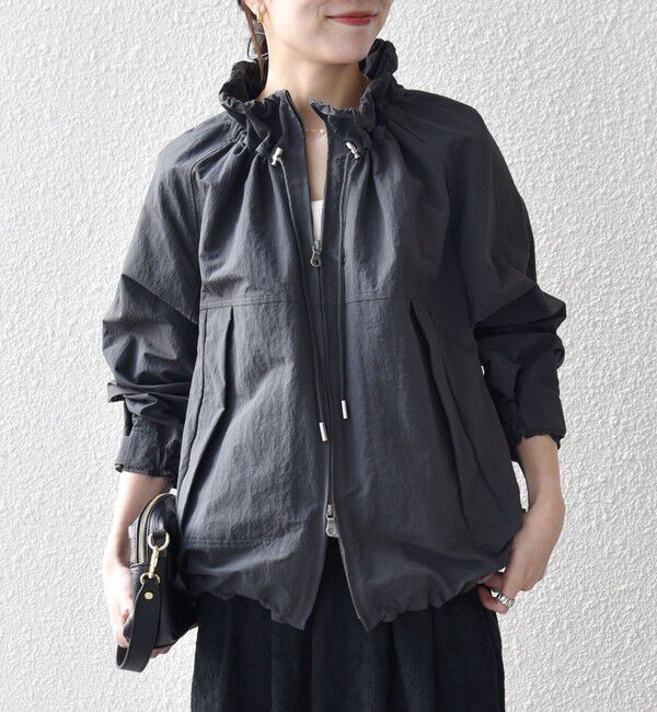 SHIPS any「《予約》SHIPS any:〈洗濯機可能〉ナイロン タスラン ギャザー スタンドカラー ブルゾン」|ブルゾン・スタジャン|