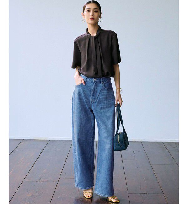 23区「【見上愛さん着用/RED CARD TOKYO&times;23区】カーヴィー デニム パンツ」|デニム|