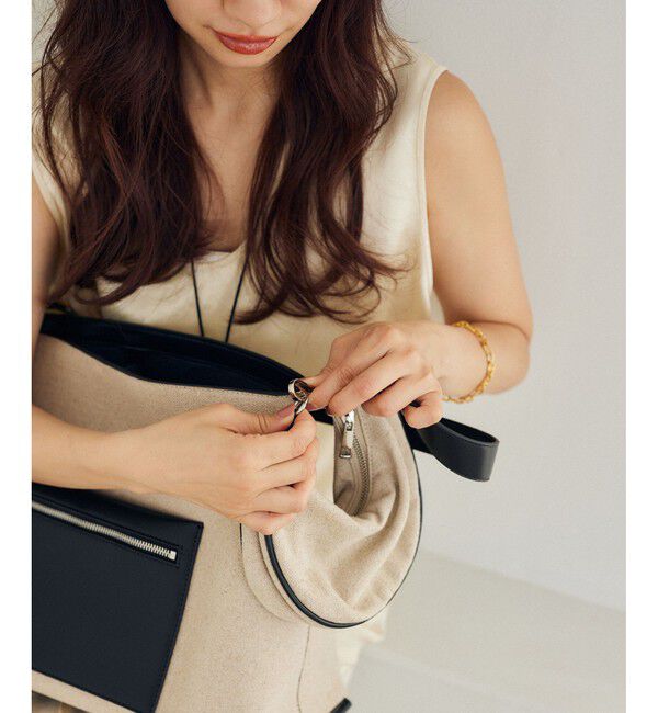 ADAM ET ROPE'「【赤埴奈津子さんコラボ】マルチワンショルダーバッグ(ミドル)」|ショルダー・メッセンジャー|