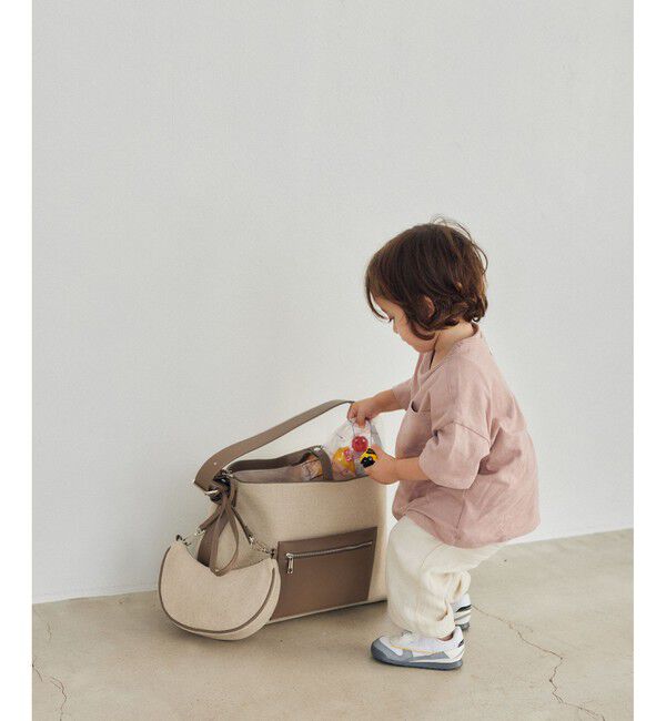 ADAM ET ROPE'「【赤埴奈津子さんコラボ】マルチワンショルダーバッグ(ミドル)」|ショルダー・メッセンジャー|