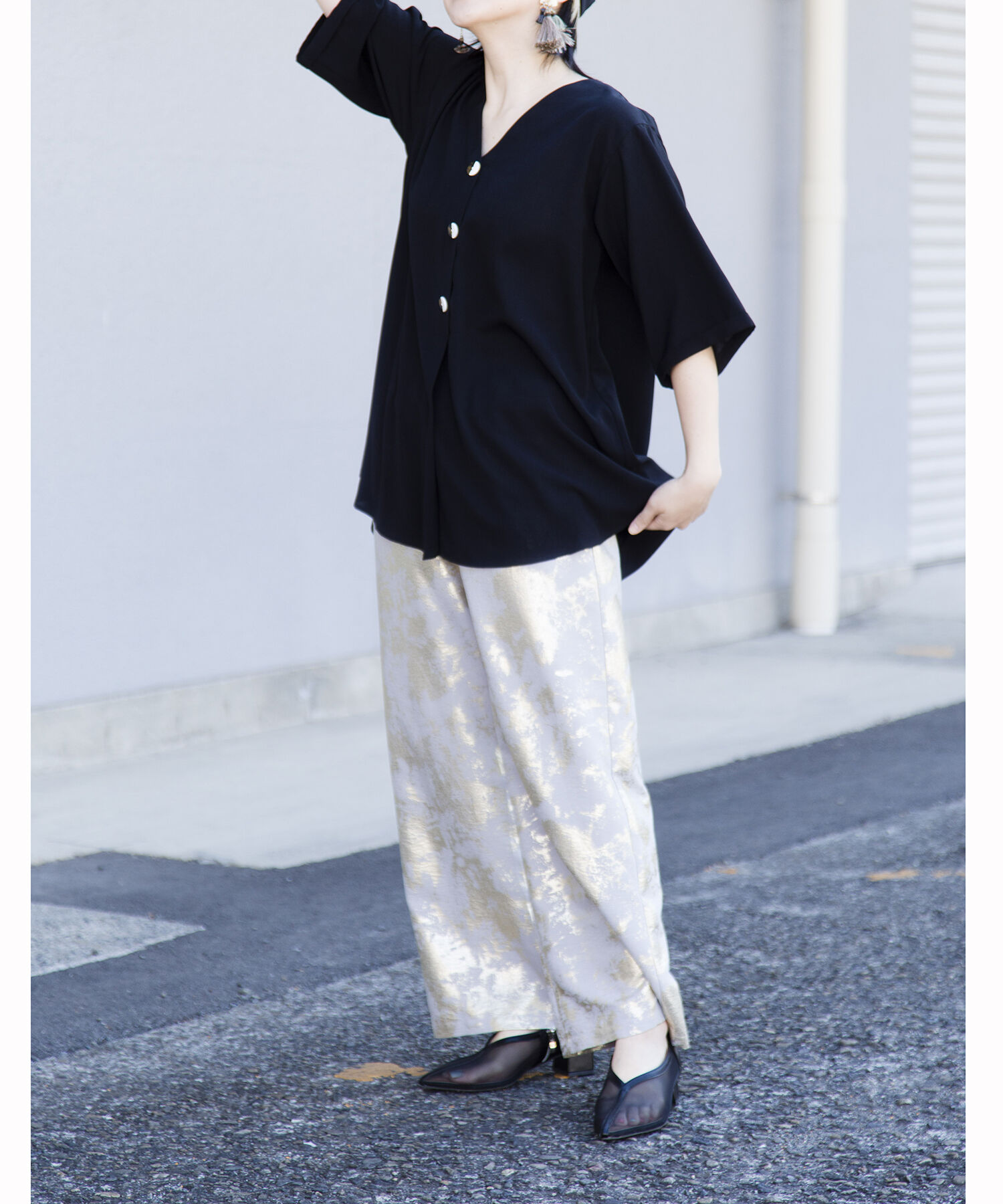  「【WEB限定アイテム】ﾊﾞｯｸﾀｯｸﾌﾞﾗｳｽ」|シャツ・ブラウス|