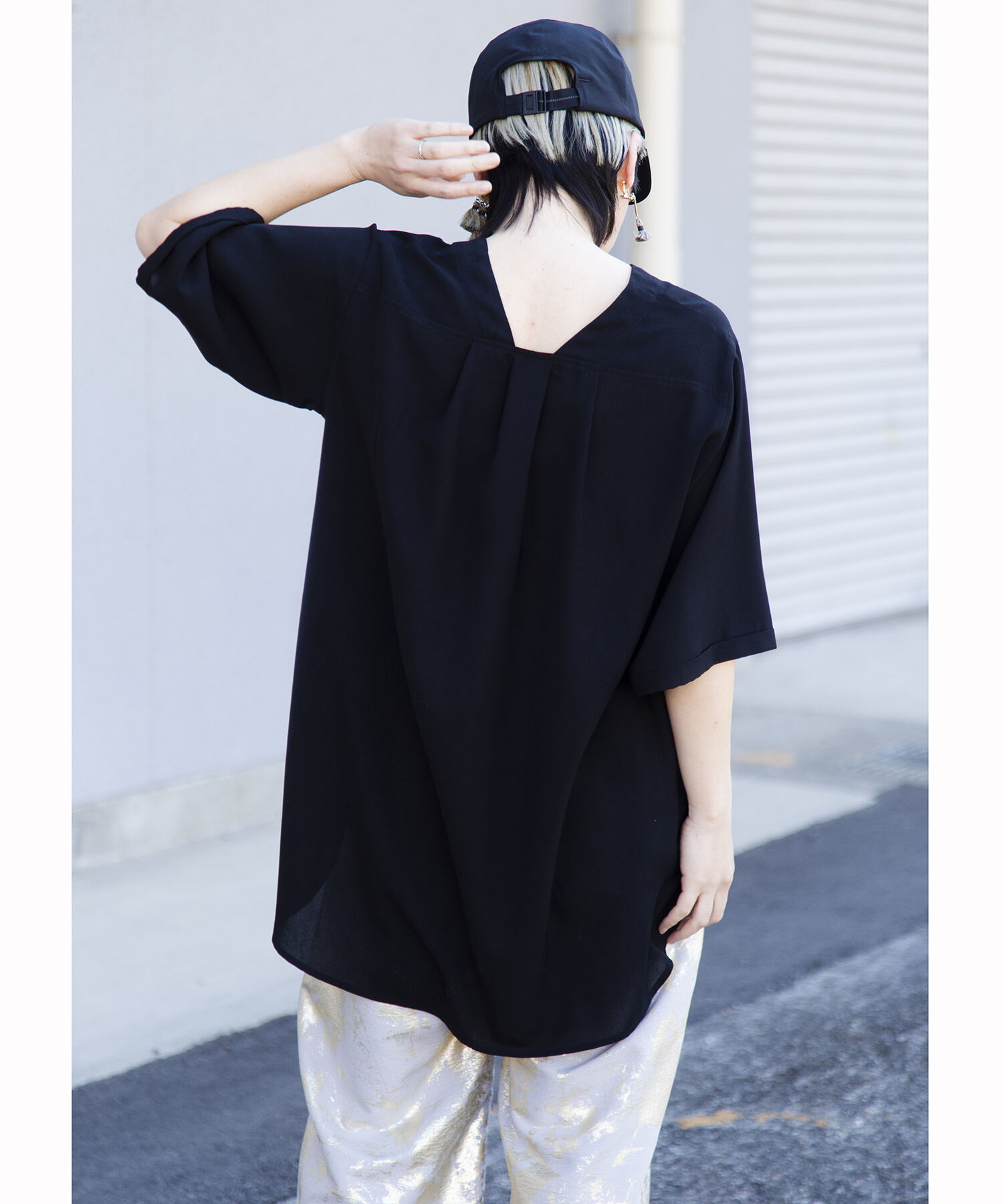  「【WEB限定アイテム】ﾊﾞｯｸﾀｯｸﾌﾞﾗｳｽ」|シャツ・ブラウス|