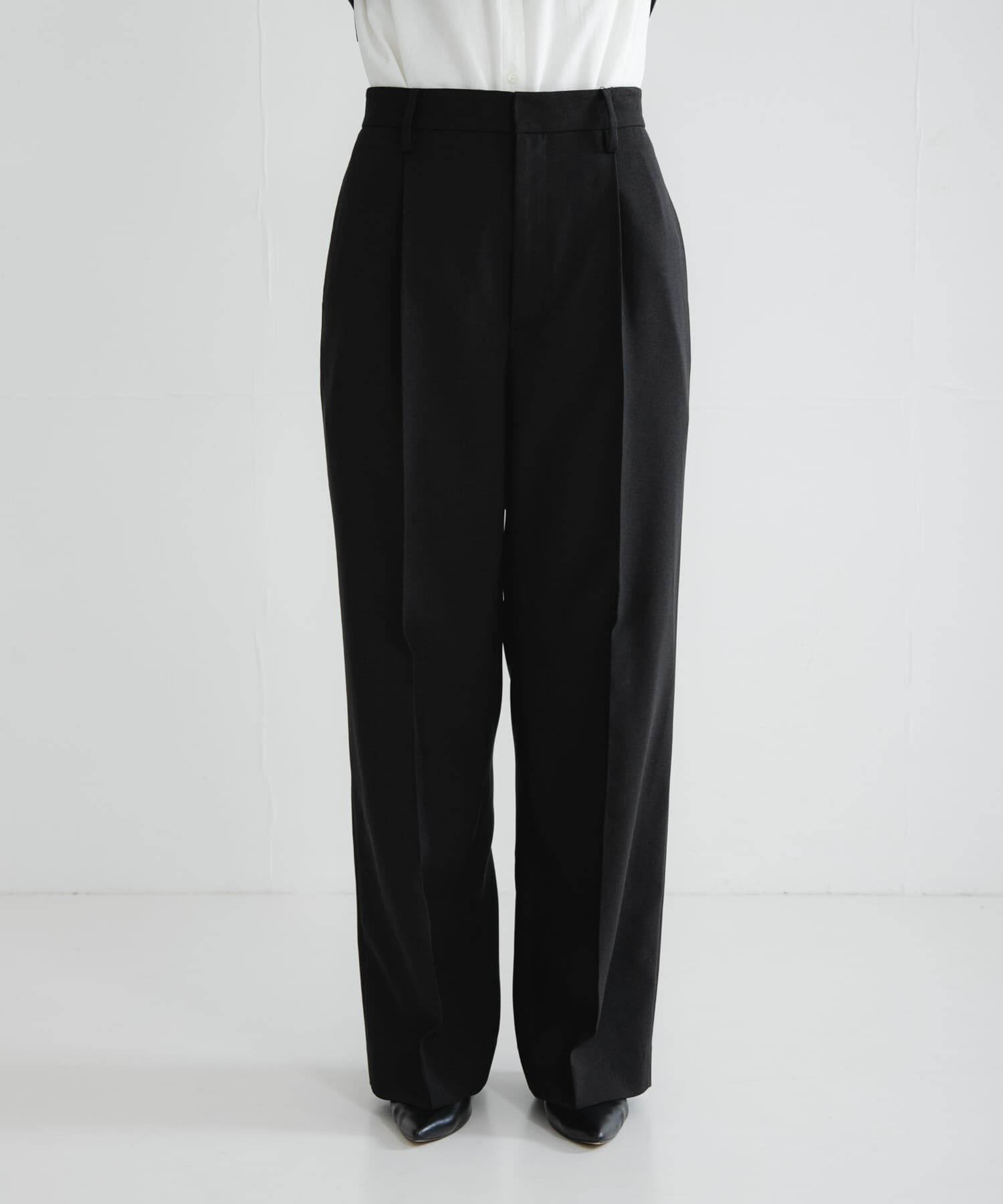 URBAN RESEARCH「『3サイズ展開』タックストレートスラックス」|その他|