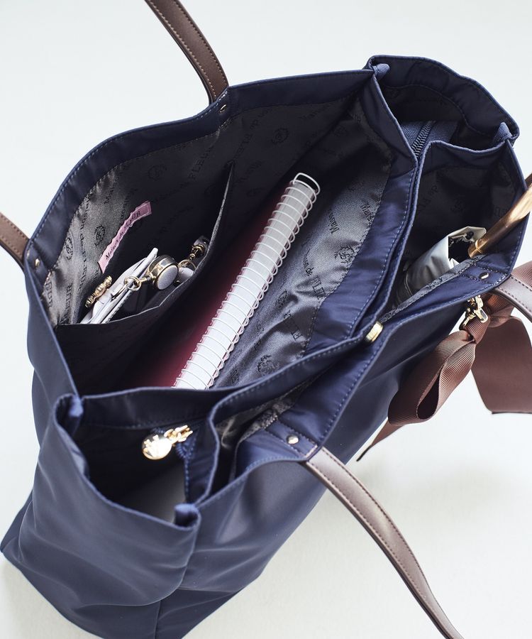 Maison de FLEUR「リボンチャーム付き3ルームトートバッグ」|トートバッグ|
