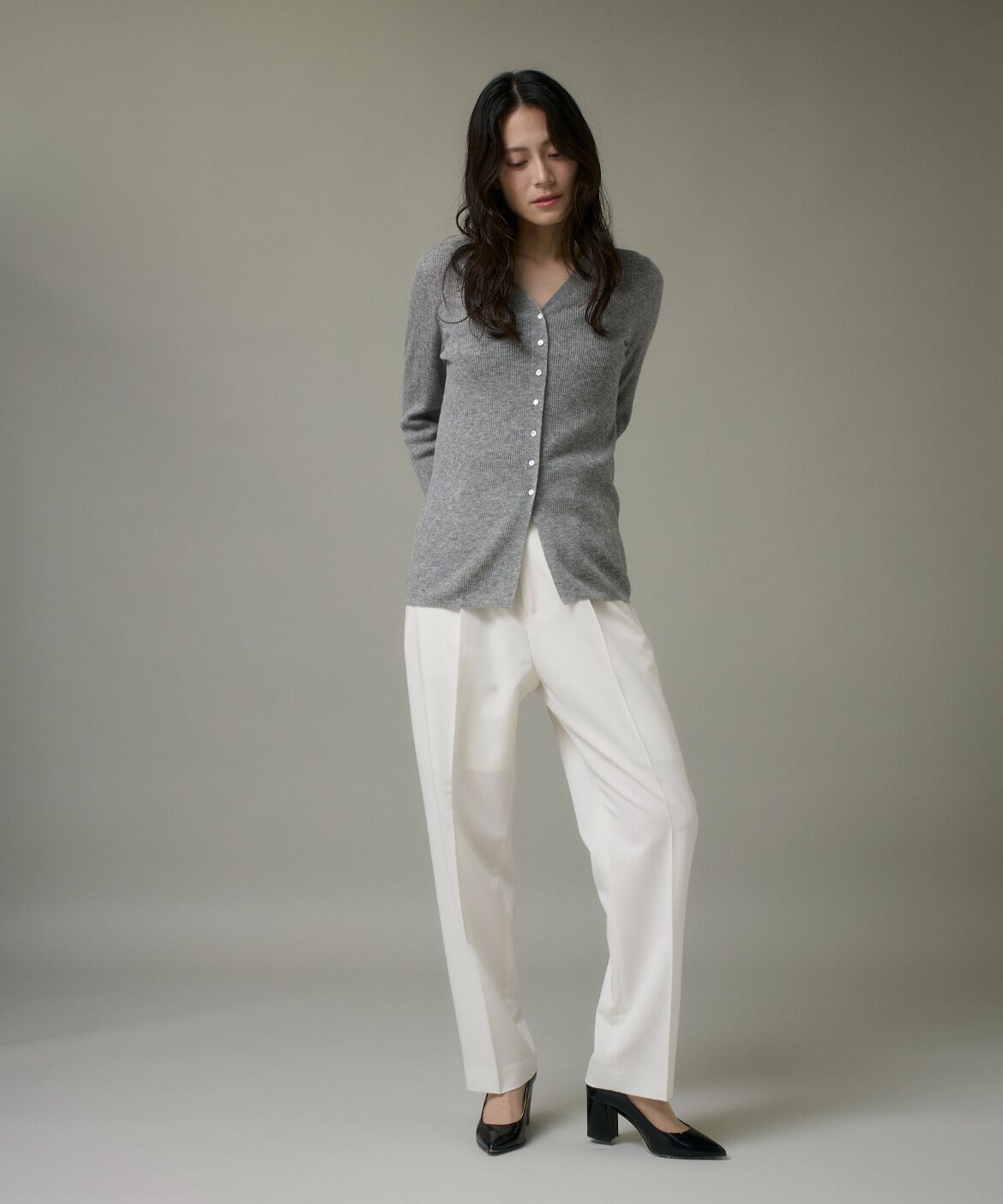 DAY by DAY it&rsquo;s international「Vネックリブニットカーディガン《Melty air wool》」|カーディガン|