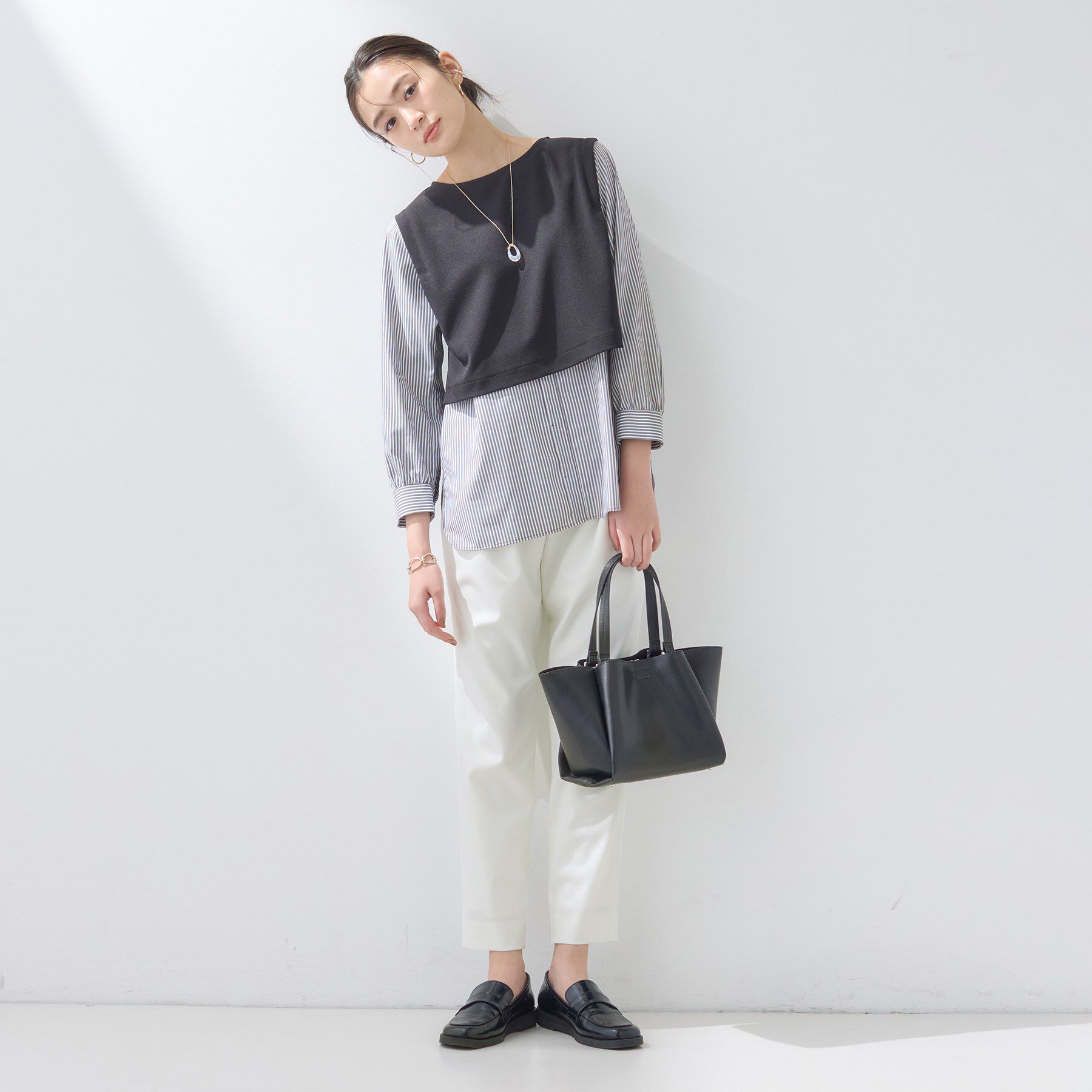 INDIVI「【褒められパンツ／高ストレッチ】タックテーパードパンツ」|その他|