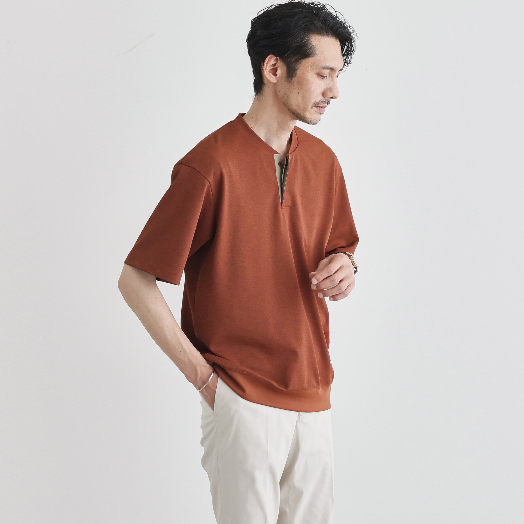 TAKEO KIKUCHI「キーネック カットソー」|Tシャツ・カットソー|レッド(061)