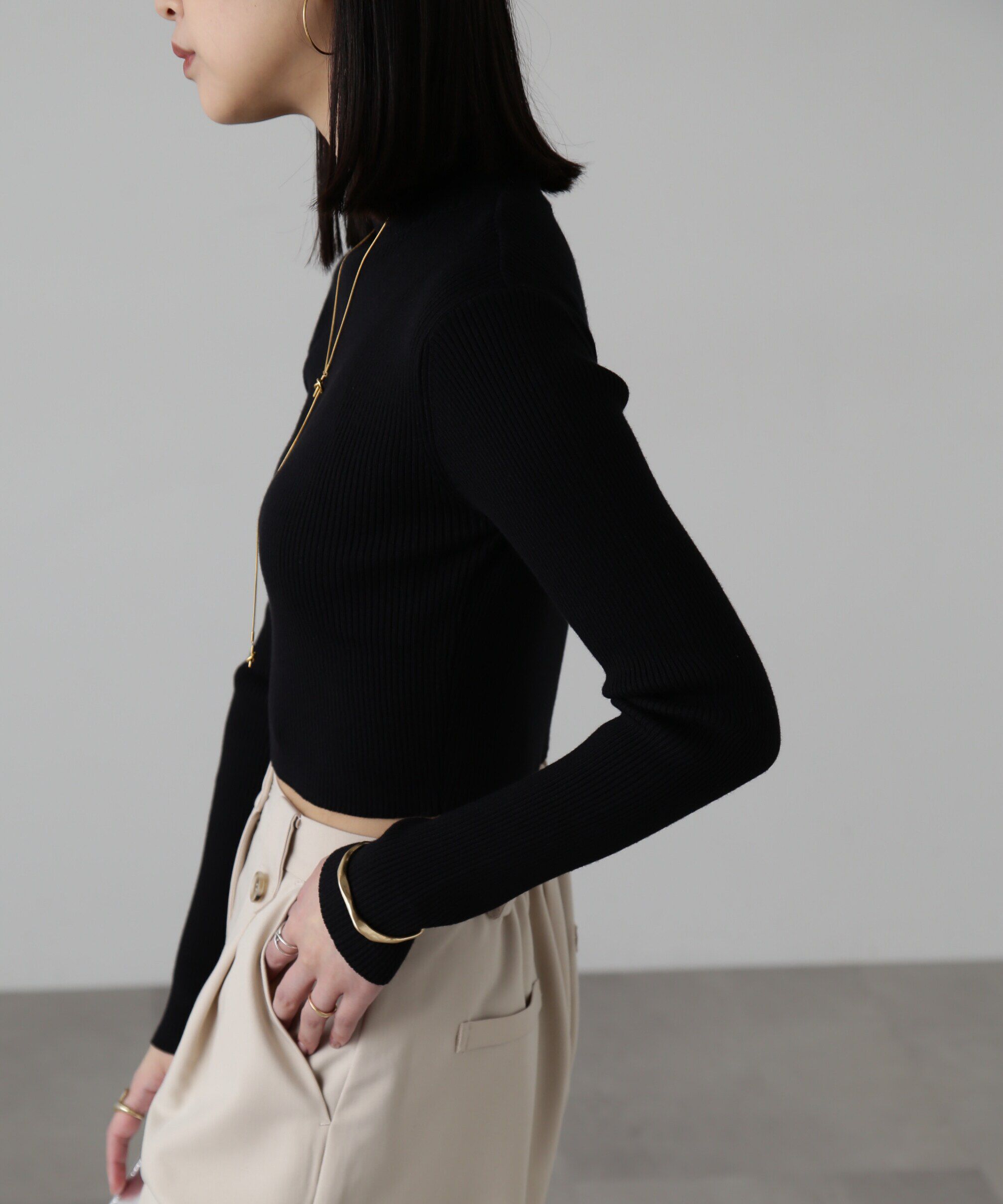  「ハイネックショート丈リブニット」|ニット・セーター|