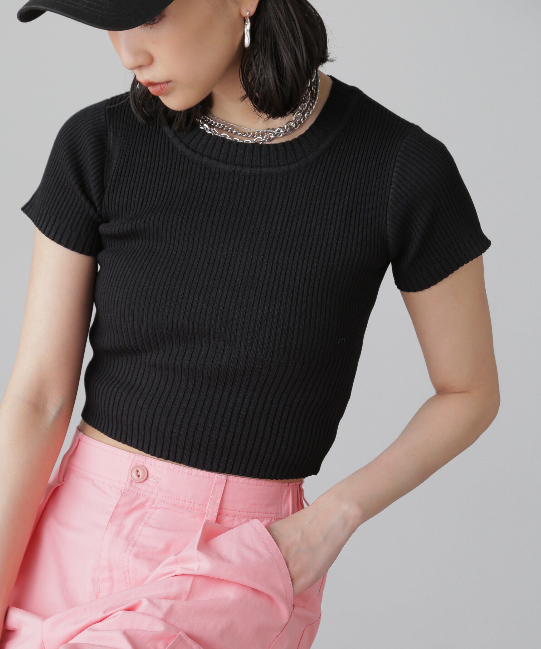  「ショート丈クルーネックリブニット」|ニット・セーター|