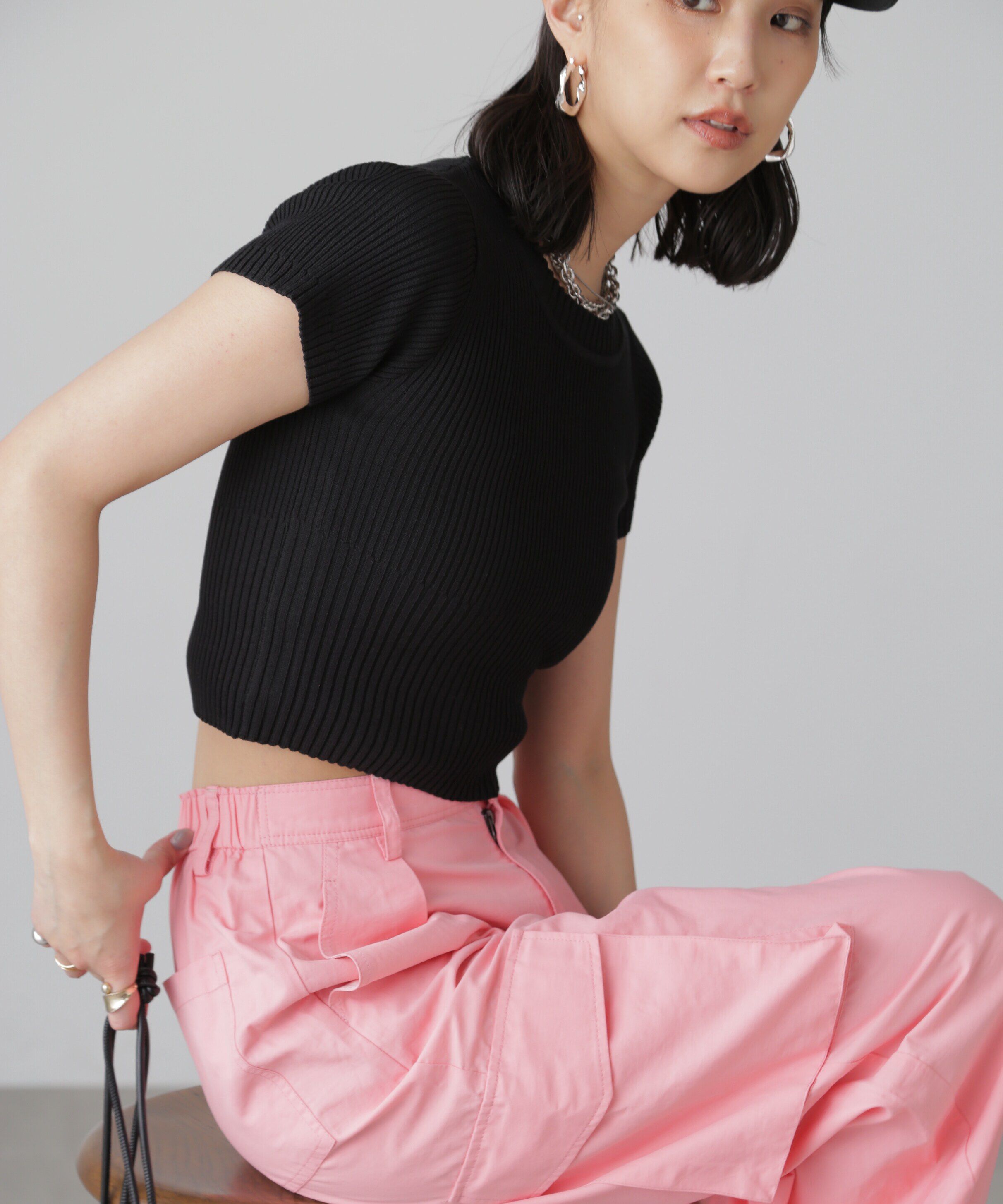  「ショート丈クルーネックリブニット」|ニット・セーター|