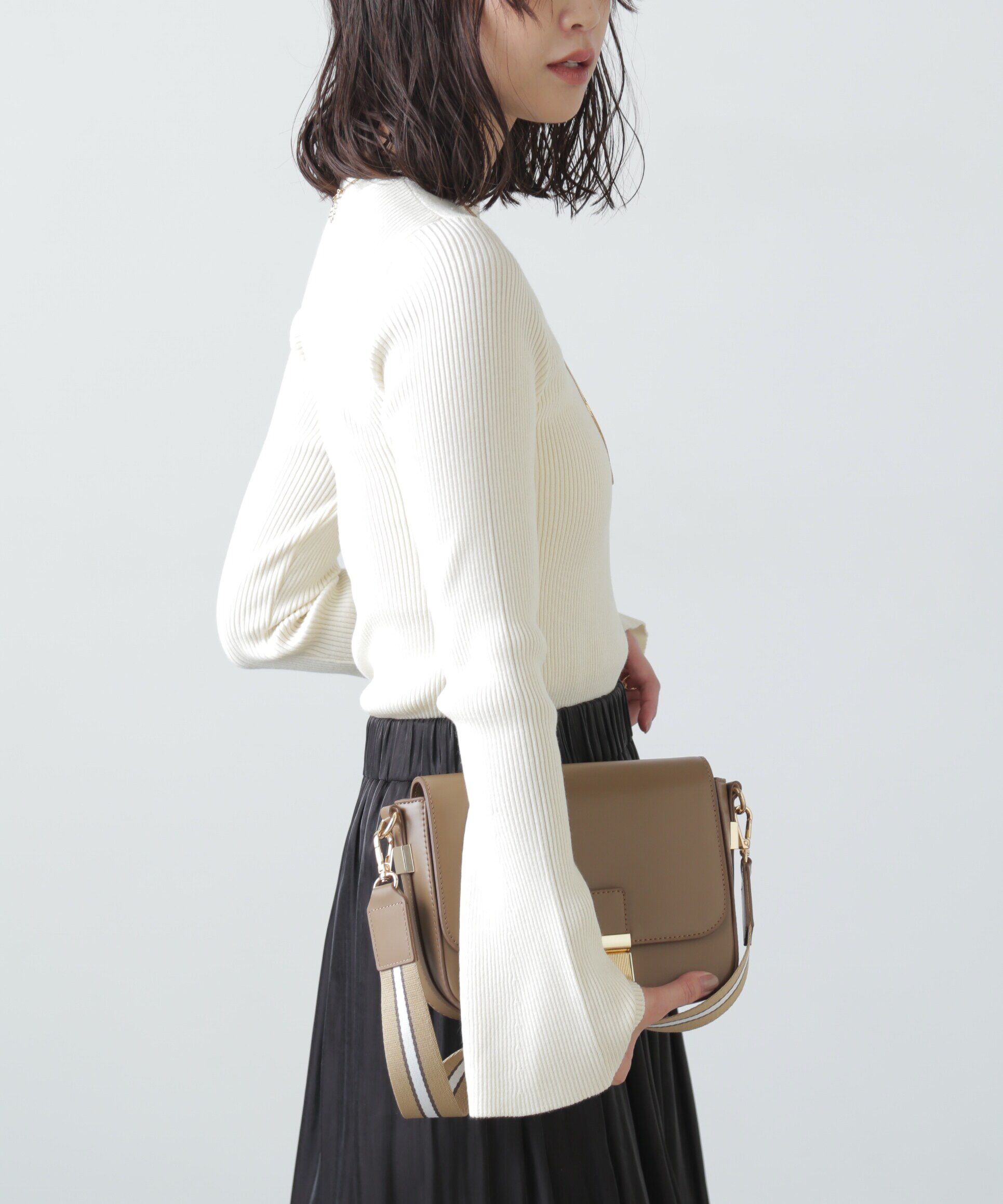  「〈洗える〉マシンウォッシャブルフレアスリーブニット」|ニット・セーター|