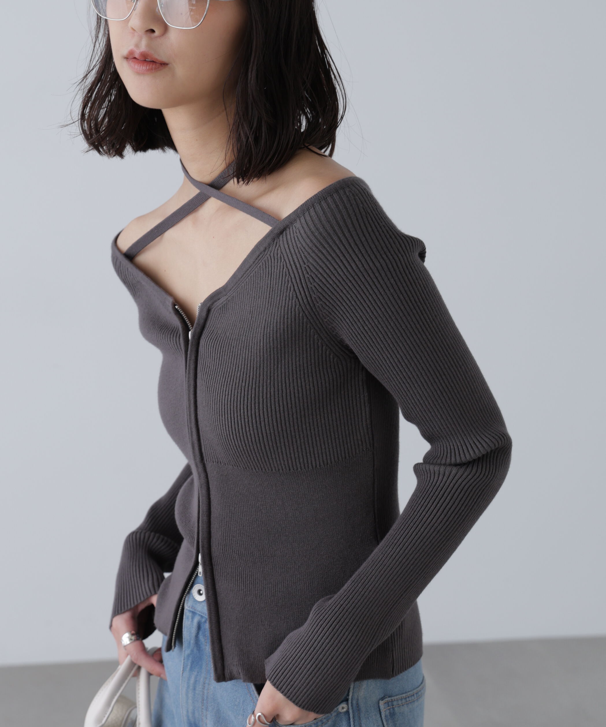  「ジップアップオフショルダーリブニット」|ニット・セーター|