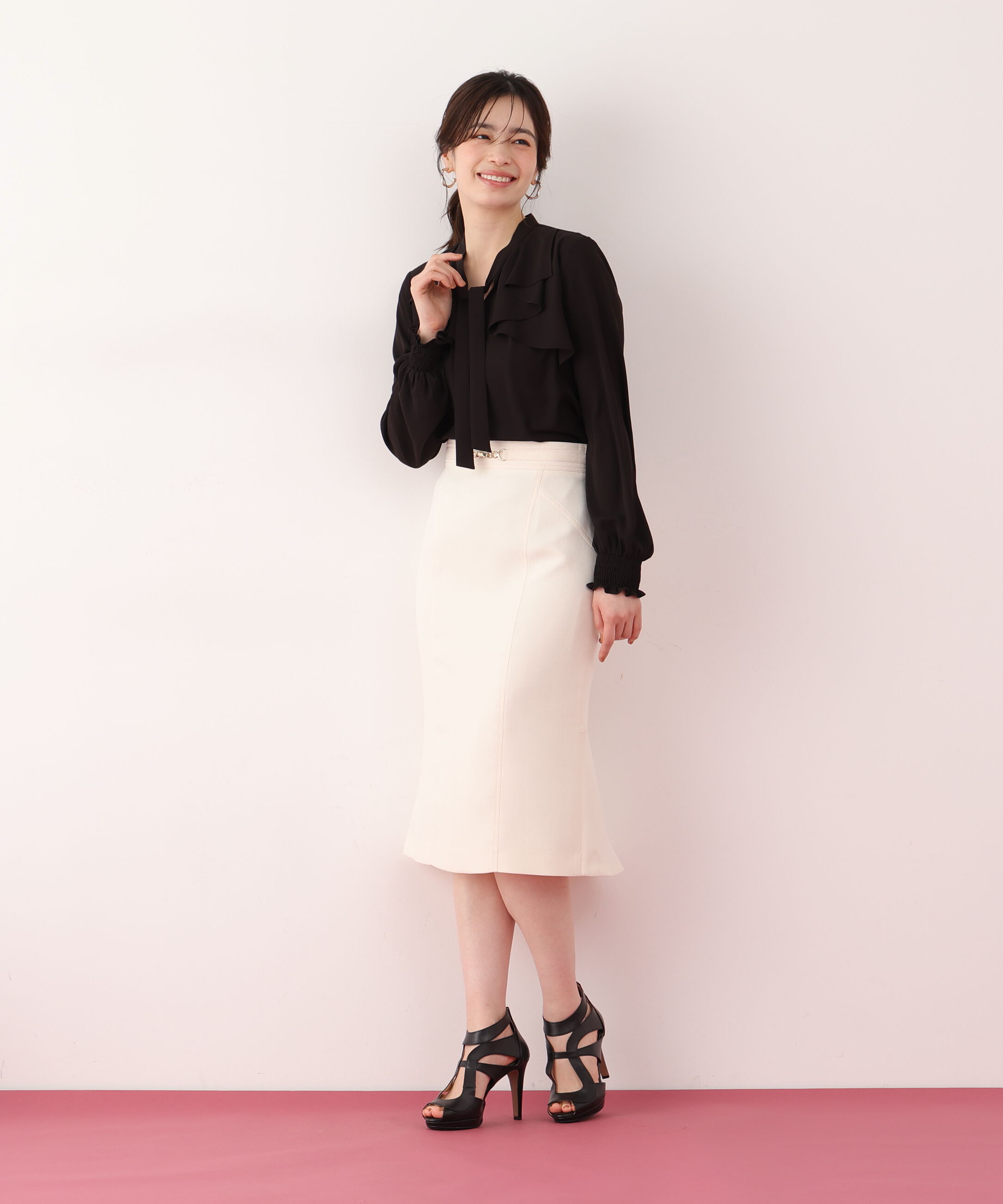  「メタルパーツバックマーメイドスカート」|スカート|