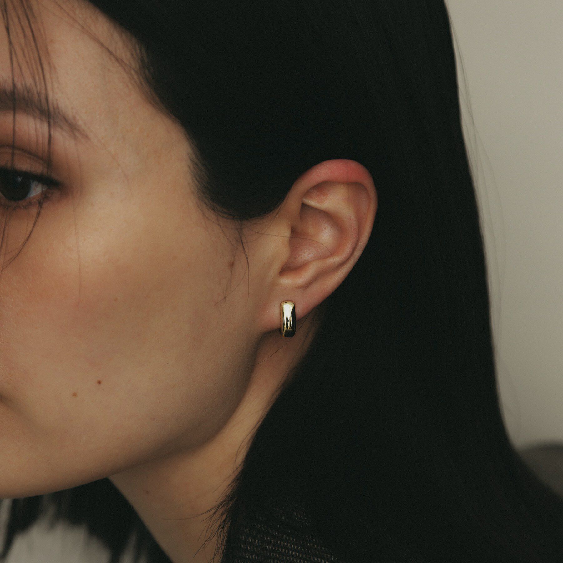 COCOSHNIK「K18中空甲丸 中折れピアス」|ピアス|