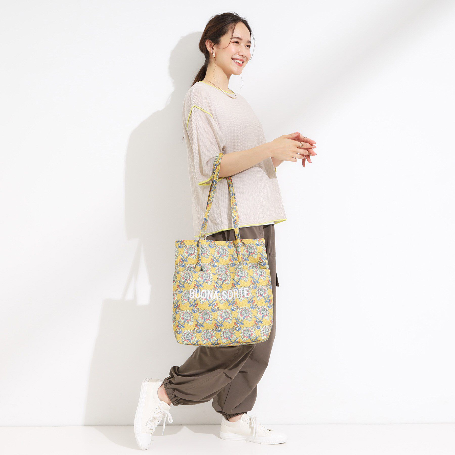 SHOO･LA･RUE「【A4サイズ】幸運を呼び寄せてくれそうな ラタプリント トートバッグ」|トートバッグ|