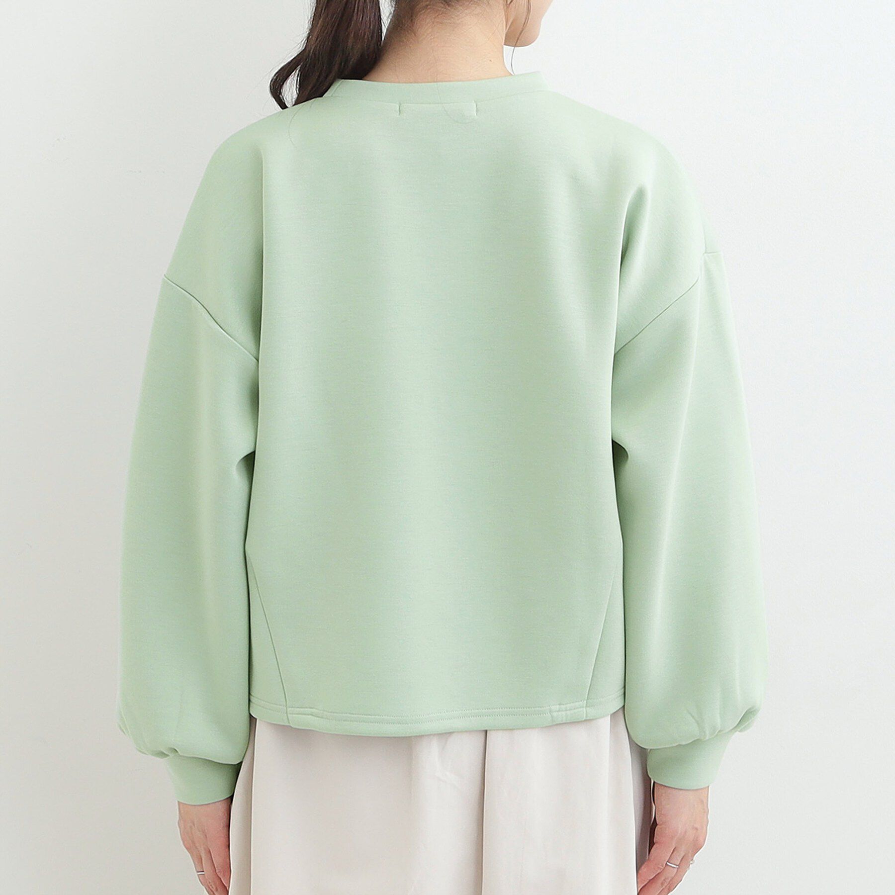 SHOO･LA･RUE「【S-LL】美しいシルエット お花ロープ刺繍ダンボールトップス」|Tシャツ・カットソー|