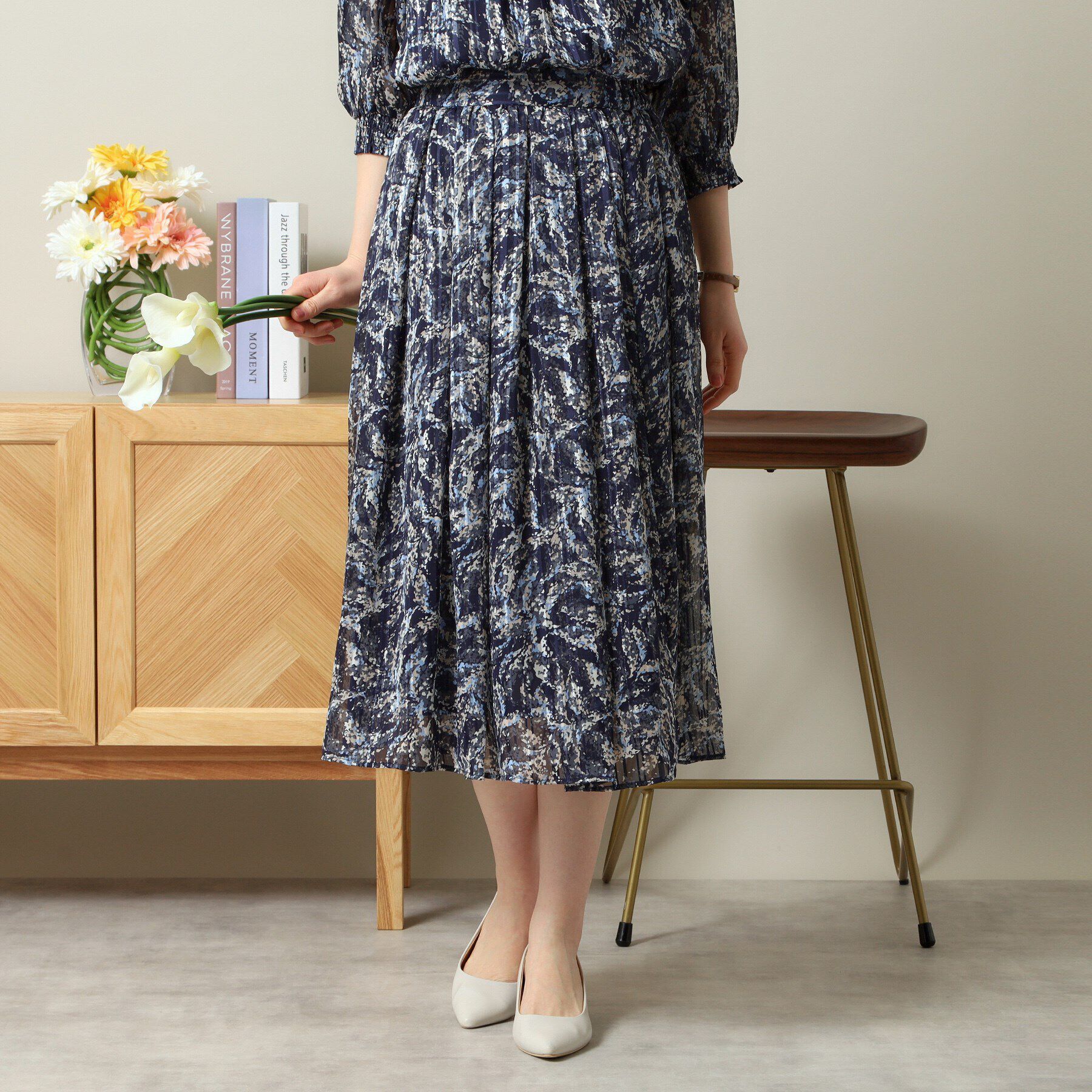 ITS&rsquo;DEMO「【ウエストゴム／手洗い可／セットアップ可】ラメストライプ花柄スカート」|スカート|