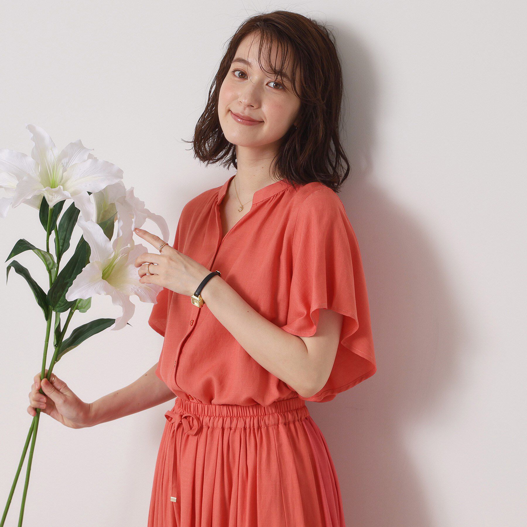 ITS&rsquo;DEMO「【接触冷感／羽織にも／手洗い可】強撚スラブフリル袖ブラウス」|シャツ・ブラウス|