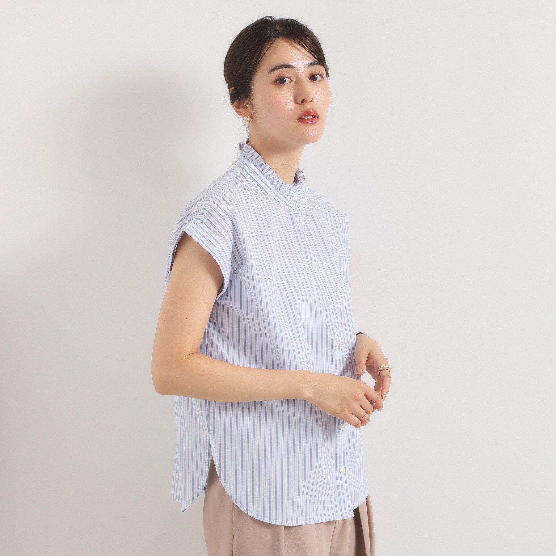 ITS&rsquo;DEMO「【手洗い可】スタンドフリルストライプブラウス」|シャツ・ブラウス|