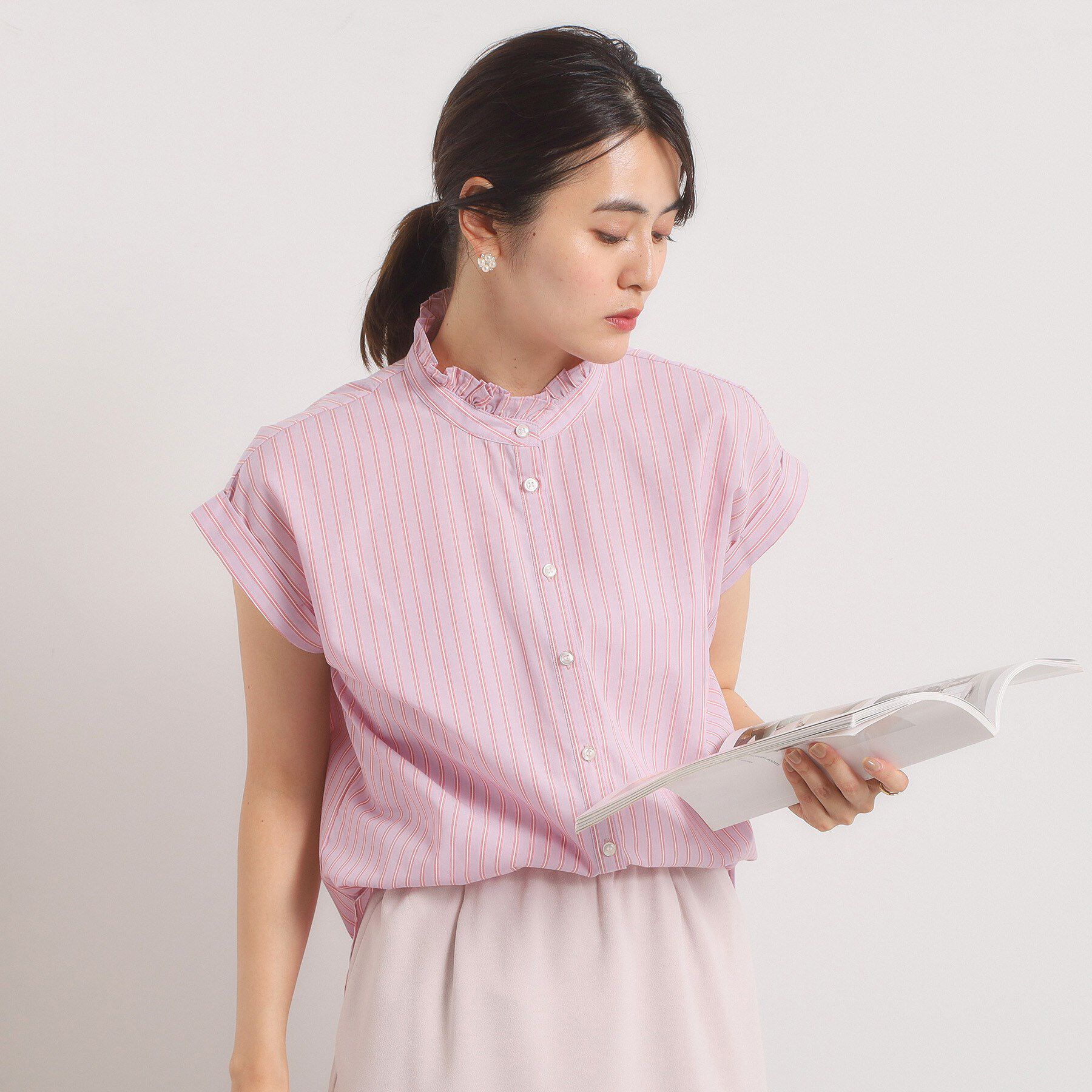 ITS&rsquo;DEMO「【手洗い可】スタンドフリルストライプブラウス」|シャツ・ブラウス|ライトピンク(370