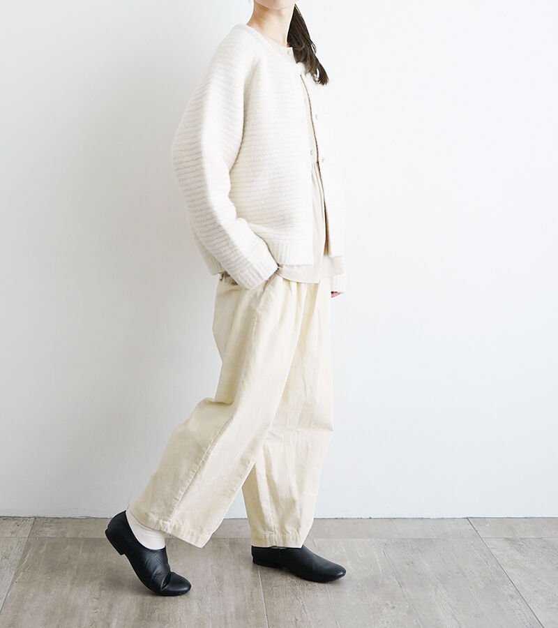 オオカミとフクロウ「オオカミとまるい羊のチャーミー」|カーディガン|