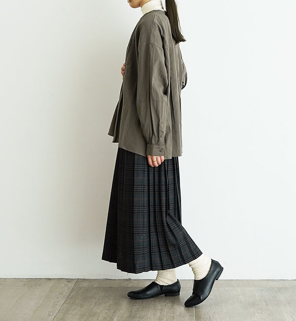 オオカミとフクロウ「オオカミと静かなカフェとオルガンと」|シャツ・ブラウス|