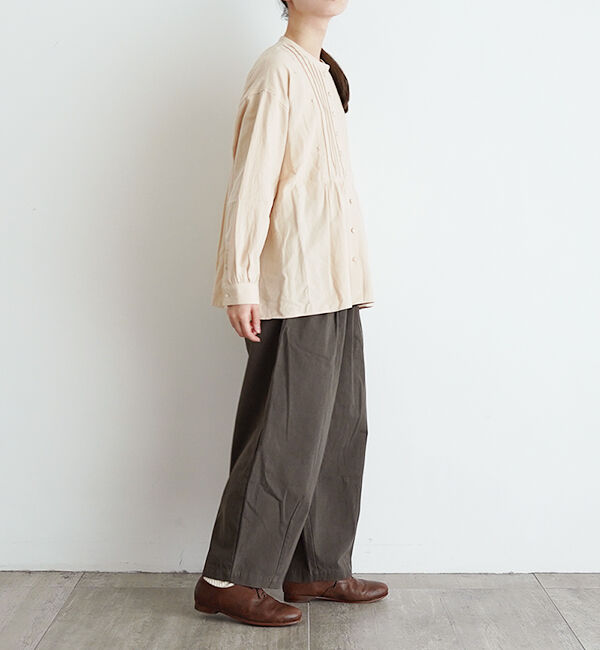 オオカミとフクロウ「オオカミと静かなカフェとオルガンと」|シャツ・ブラウス|