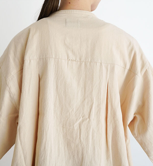 オオカミとフクロウ「オオカミと静かなカフェとオルガンと」|シャツ・ブラウス|