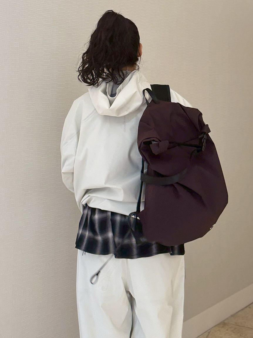 emmi atelier「【Raintive】  eco ライトバックパック」|リュック|