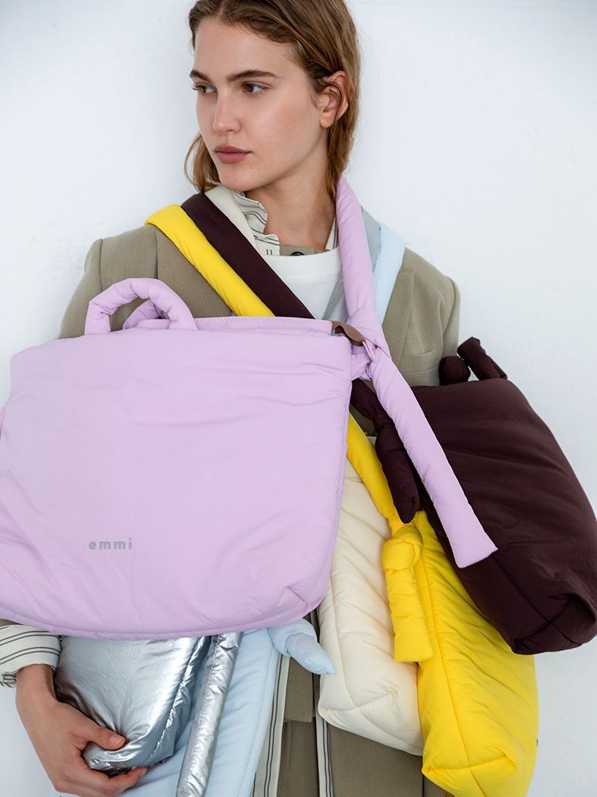 emmi atelier「【限定カラーあり】ナイロンパディングバッグ」|ショルダー・メッセンジャー|PNK
