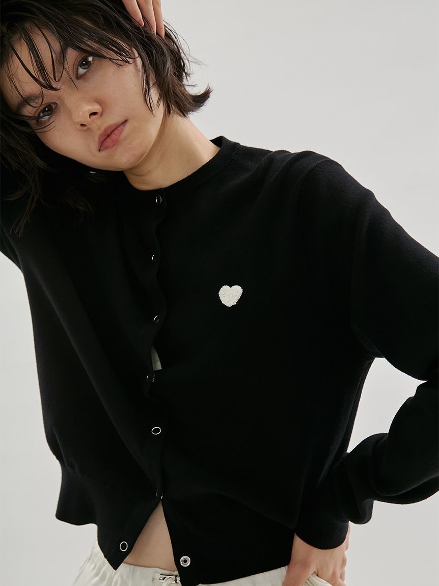 emmi atelier「【HEART】 eco ハートニットカーディガン【アンサンブル可能】」|カーディガン|